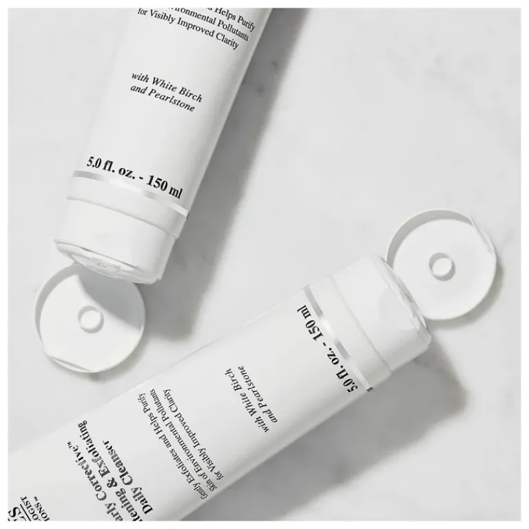 Kiehl's Gezichtsreiniging|Clearly Corrective™ Brightening & Exfoliating Daily Cleanser