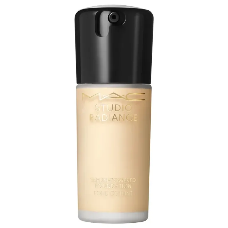 MAC Foundation|Studio Radiance Serum-Powered Foundation NC20